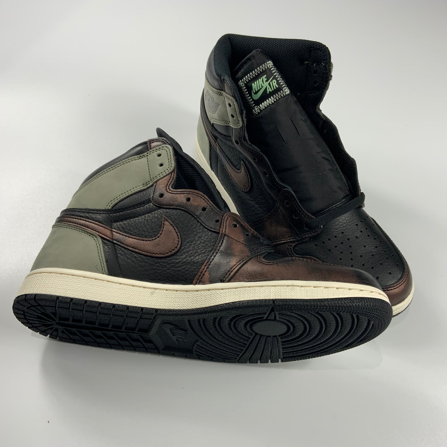 Jordan 1 High - Patina